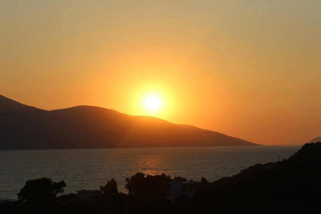 Residence Jazoj Vlorë Eksteriør billede
